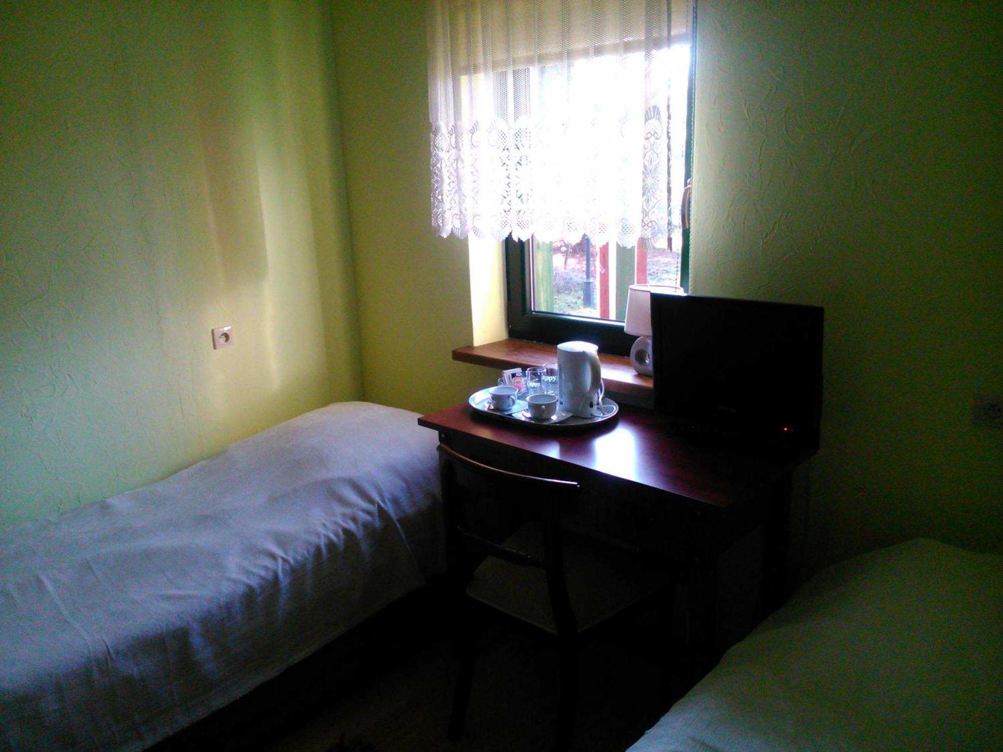 Bed and Breakfast Karczma Biesiadna Dalnia Pokoj fotografie